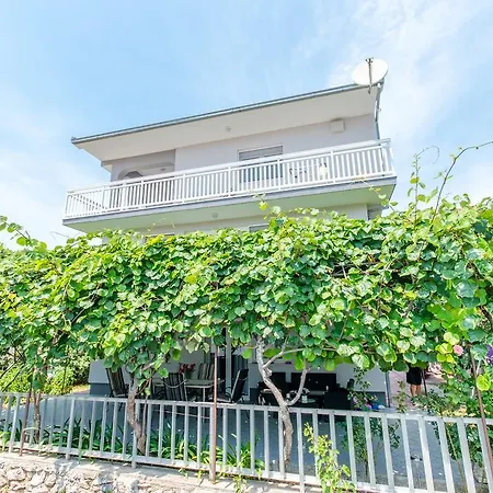 Iva Apartament Trogir