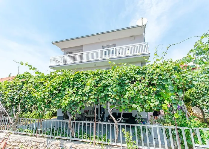 Iva Apartamento Trogir